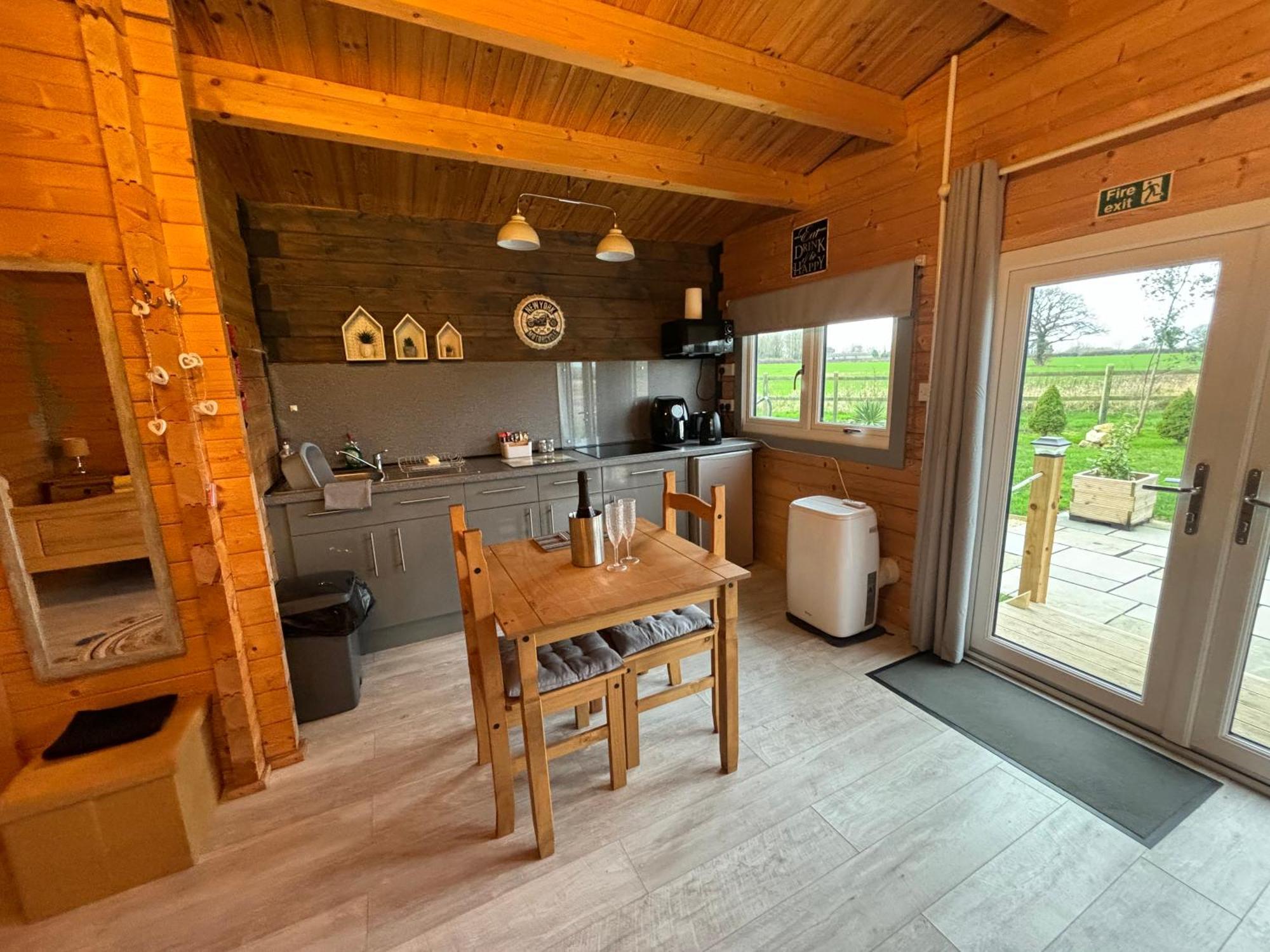 Rife Lodges Arundel Exterior photo